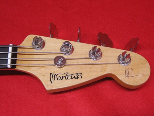 Mancuso Guitars shop, chitarre, bassi, liuteria, basso, chitarra, telecaster, stratocaster, mandolino, bass