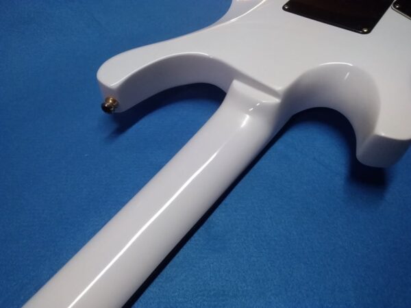 Mancuso Guitars shop, chitarre, bassi, liuteria, basso, chitarra, telecaster, stratocaster, mandolino