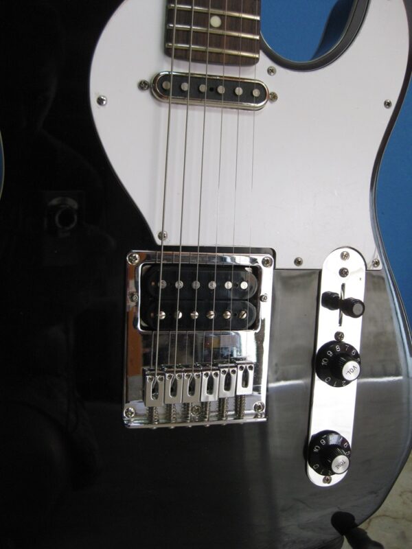Mancuso Guitars shop, chitarre, bassi, liuteria, basso, chitarra, telecaster, stratocaster, mandolino
