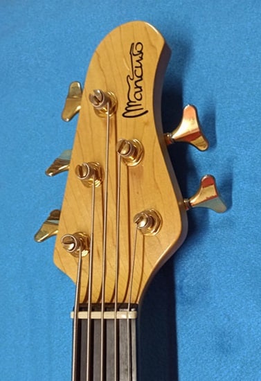 Mancuso Guitars shop, chitarre, bassi, liuteria, basso, chitarra, telecaster, stratocaster, mandolino, bass