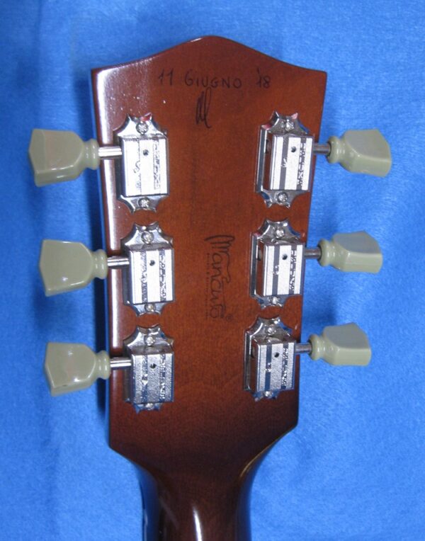 Mancuso Guitars shop, chitarre, bassi, liuteria, basso, chitarra, telecaster, stratocaster, mandolino, bass
