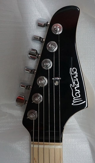 Mancuso Guitars shop, chitarre, bassi, liuteria, basso, chitarra, telecaster, stratocaster, mandolino, bass