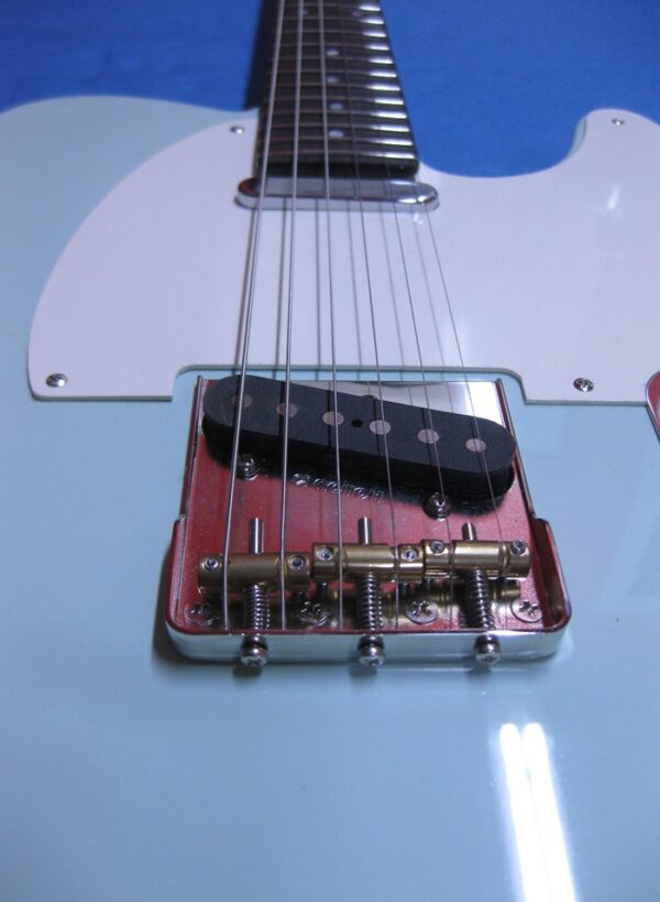 Mancuso Guitars shop, chitarre, bassi, liuteria, basso, chitarra, telecaster, stratocaster, mandolino