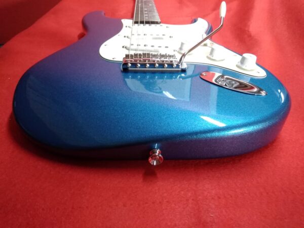 Mancuso Guitars shop, chitarre, bassi, liuteria, basso, chitarra, telecaster, stratocaster, mandolino