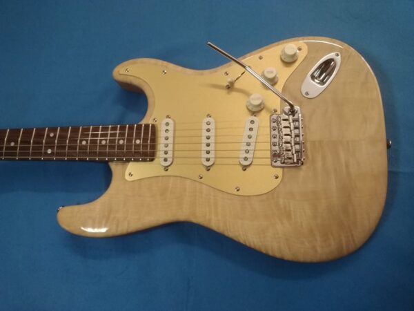 Mancuso Guitars shop, chitarre, bassi, liuteria, basso, chitarra, telecaster, stratocaster, mandolino